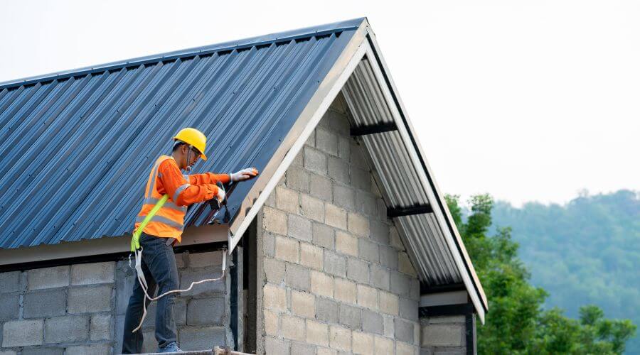 Expert Emergency Roof Repairs services in Mullens, WV